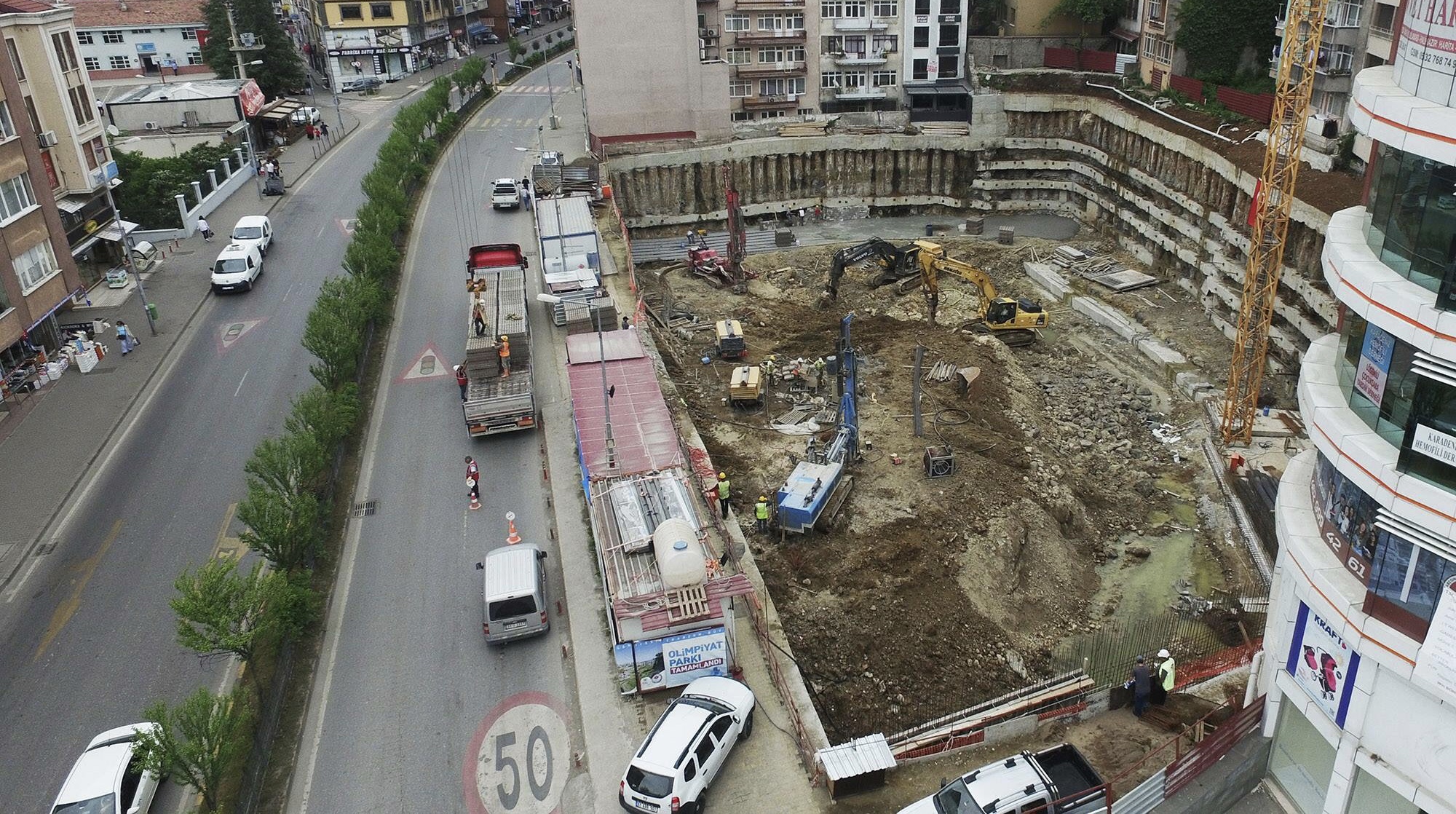 Tam Otomatik Katlı Otoparkının Yapımı Başladı