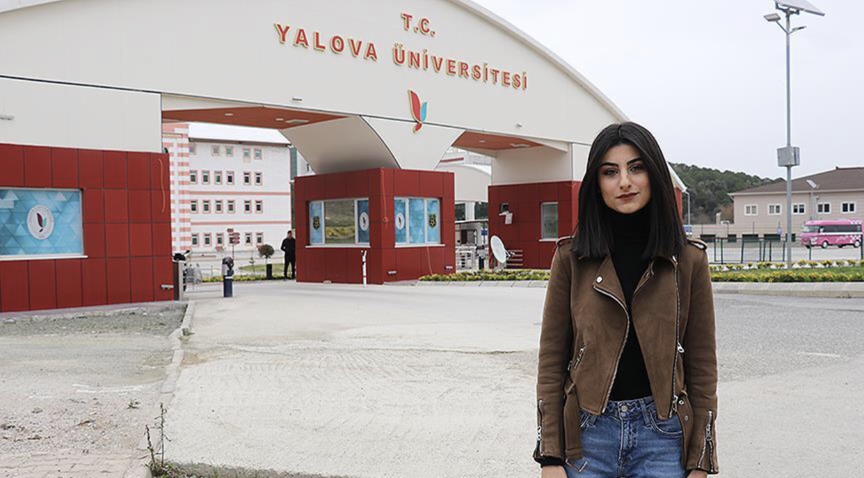 HUKUK ÖĞRENCİSİ ÜNİVERSİTE YÖNETİMİNE AÇTIĞI DAVAYI KAZANDI