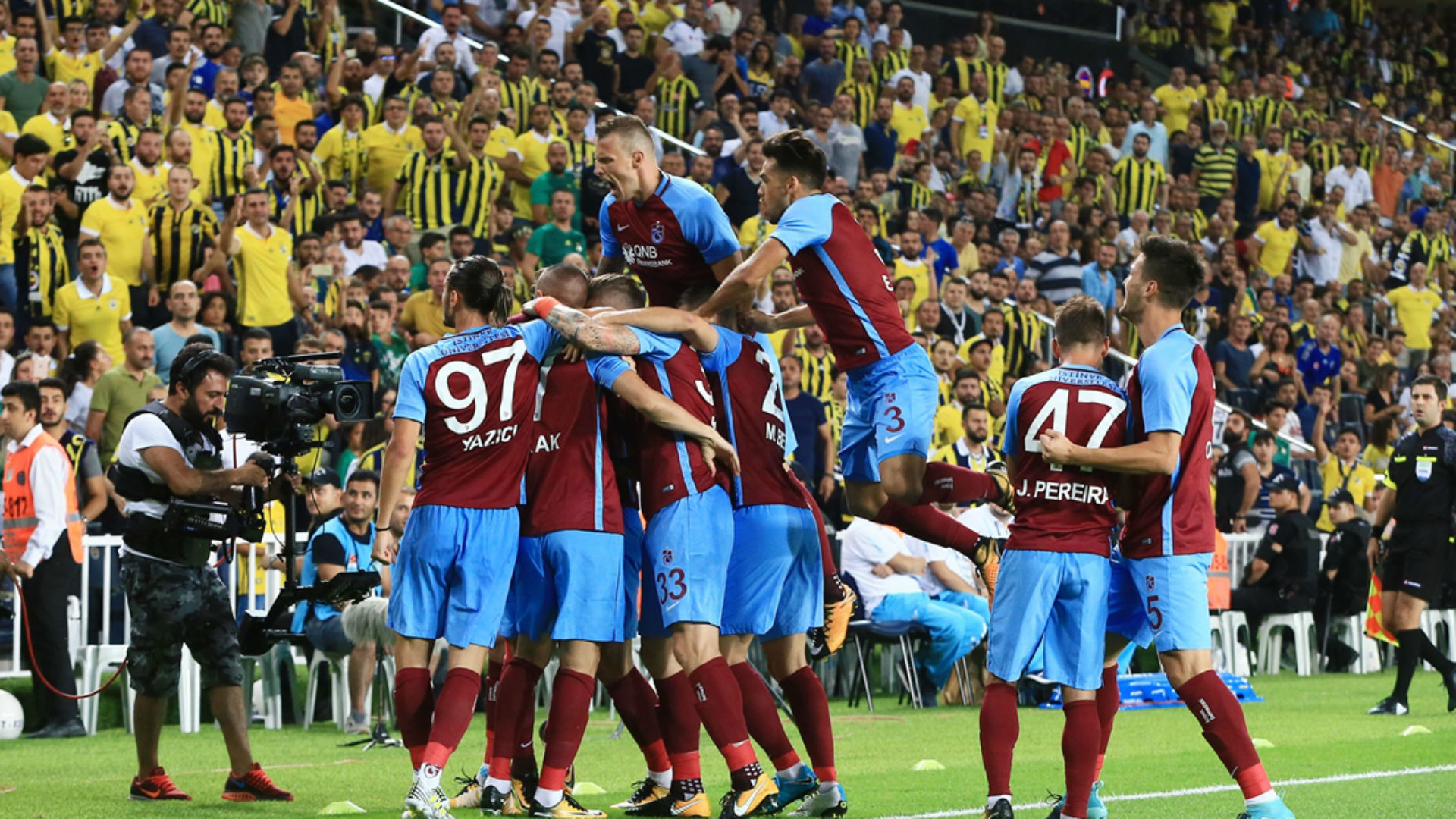 Trabzonspor İstanbul Takımlarına Geçit Vermiyor