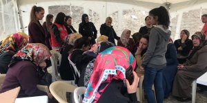 Trabzon'da Polis Aracının Dereye Devrilmesi