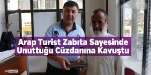 Arap Turist Zabıta Sayesinde Unuttuğu Cüzdanına Kavuştu
