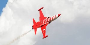 Türk Yıldızları'na Hava Muhalefeti