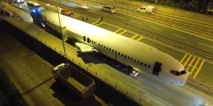 Pistten Çıkan Uçağın Nakil İşlemi Tamamlandı