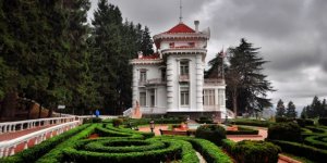 Atatürk Köşkü'ne ziyaretçi akını