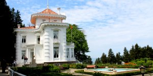 Atatürk Köşkü turistlerin gözdesi