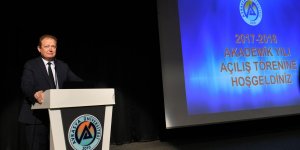 Vali Yavuz, üniversitenin akademik yıl açılışına katıldı