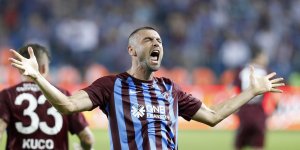 Trabzonspor'a Burak Yılmaz'dan kötü haber