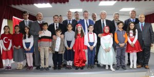 Of´ta İstiklal Marşını güzel okuma heyecanı