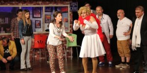 Gugulumdakiler Tiyatrosu Perdelerini Açıyor