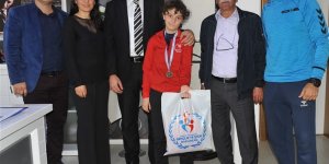 Türkiye Şampiyonundan Öztürk'e Ziyaret