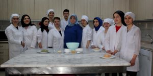 Çocuklar İçin Sebzelerden Renkli Makarna Ürettiler