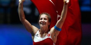 İlklerin güreşçisi Yasemin Adar