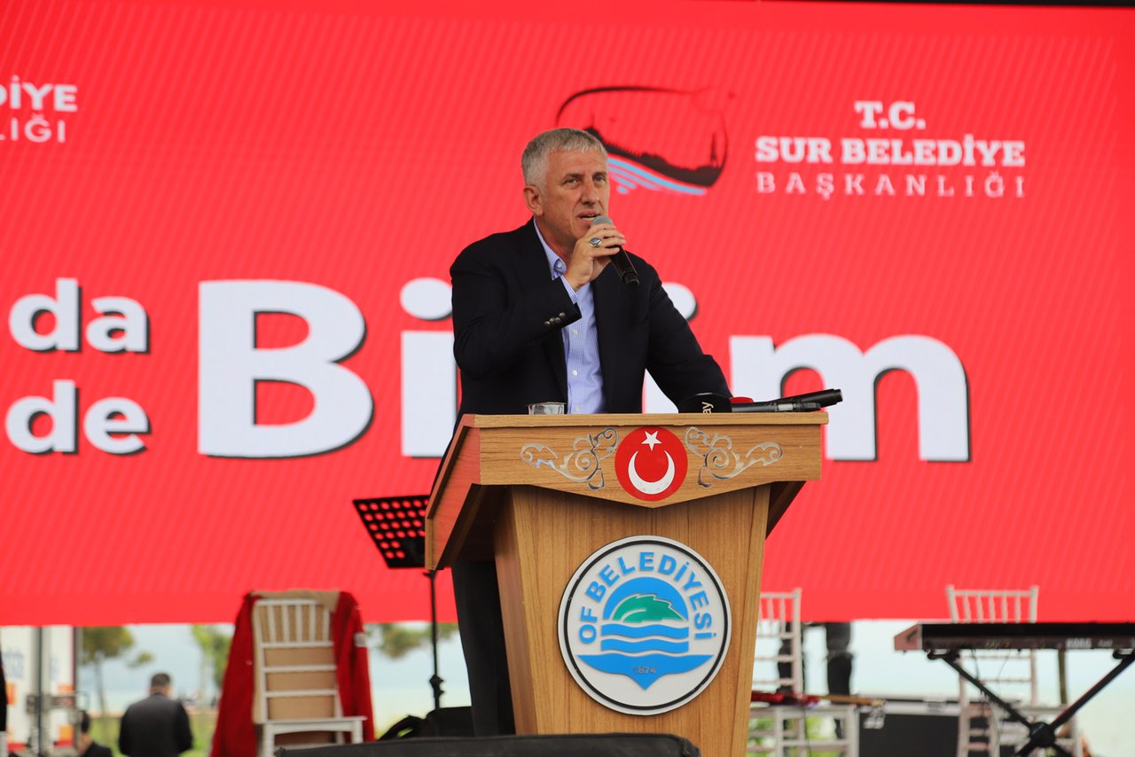 kardeslik-baglari-diyarbakirdan-sonra-ofta-dugumlendi_24.jpg__1280x0_q85_crop_subsampling-2.jpg