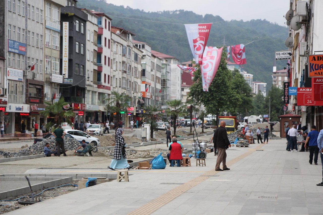 of-ataturk-bulvari-sil-bastan-yenileniyor_4.jpeg__1280x0_q85_crop_subsampling-2.jpg